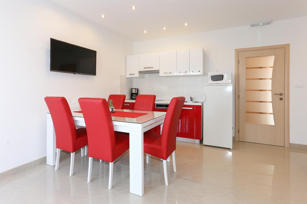 Apartments Ivan โตรกีร์ ภายนอก รูปภาพ