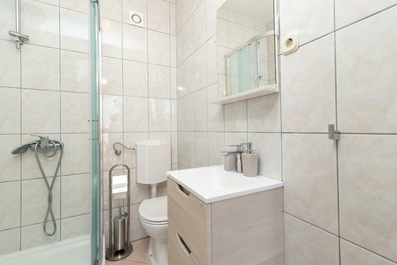Apartments Ivan โตรกีร์ ภายนอก รูปภาพ