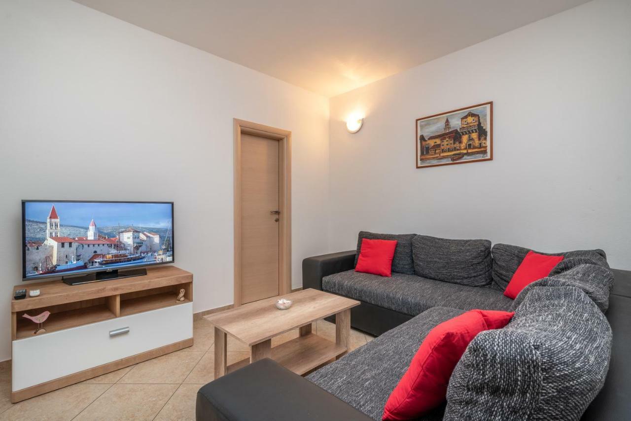 Apartments Ivan โตรกีร์ ภายนอก รูปภาพ