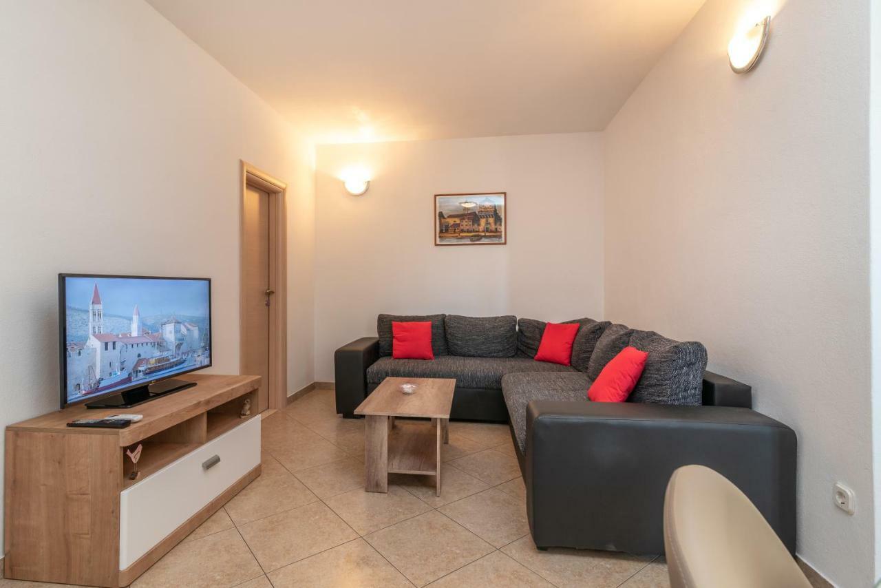 Apartments Ivan โตรกีร์ ภายนอก รูปภาพ