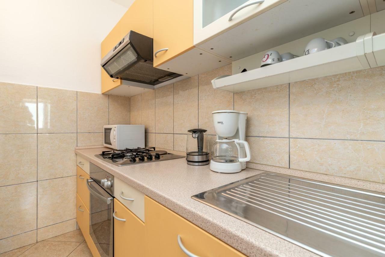 Apartments Ivan โตรกีร์ ภายนอก รูปภาพ